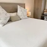 Modern Holiday Apartment On The Island - M2