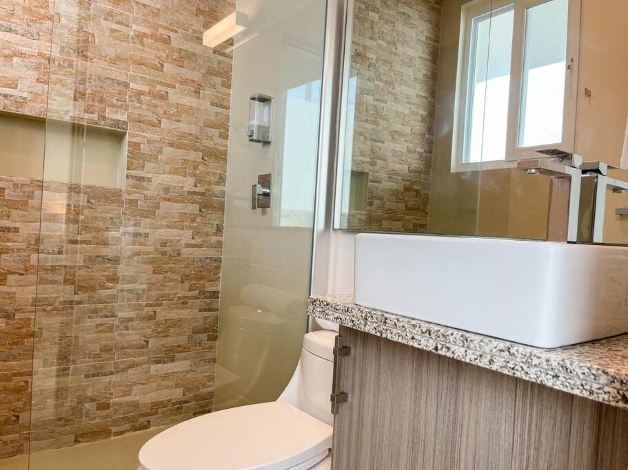 Modern Holiday On The Island - M2 * Isla Mujeres